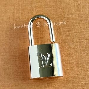 Authentic Louis Vuitton gold tone lock 315 lock only